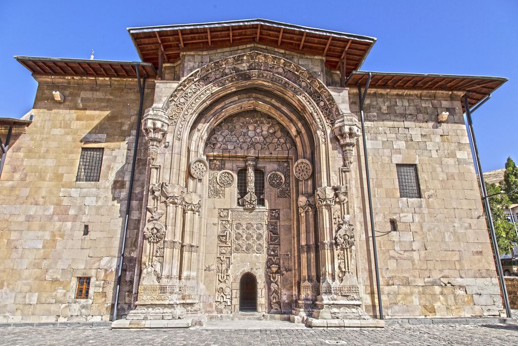 Divriği Ulu Cami ve Darüşifası